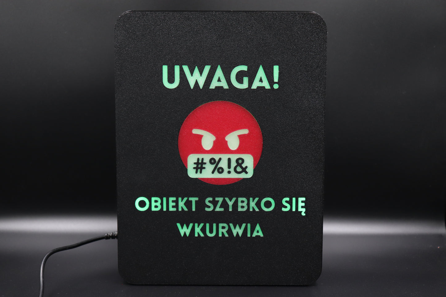 Ekran XL "Uwaga! obiekt szybko się wkurwia"